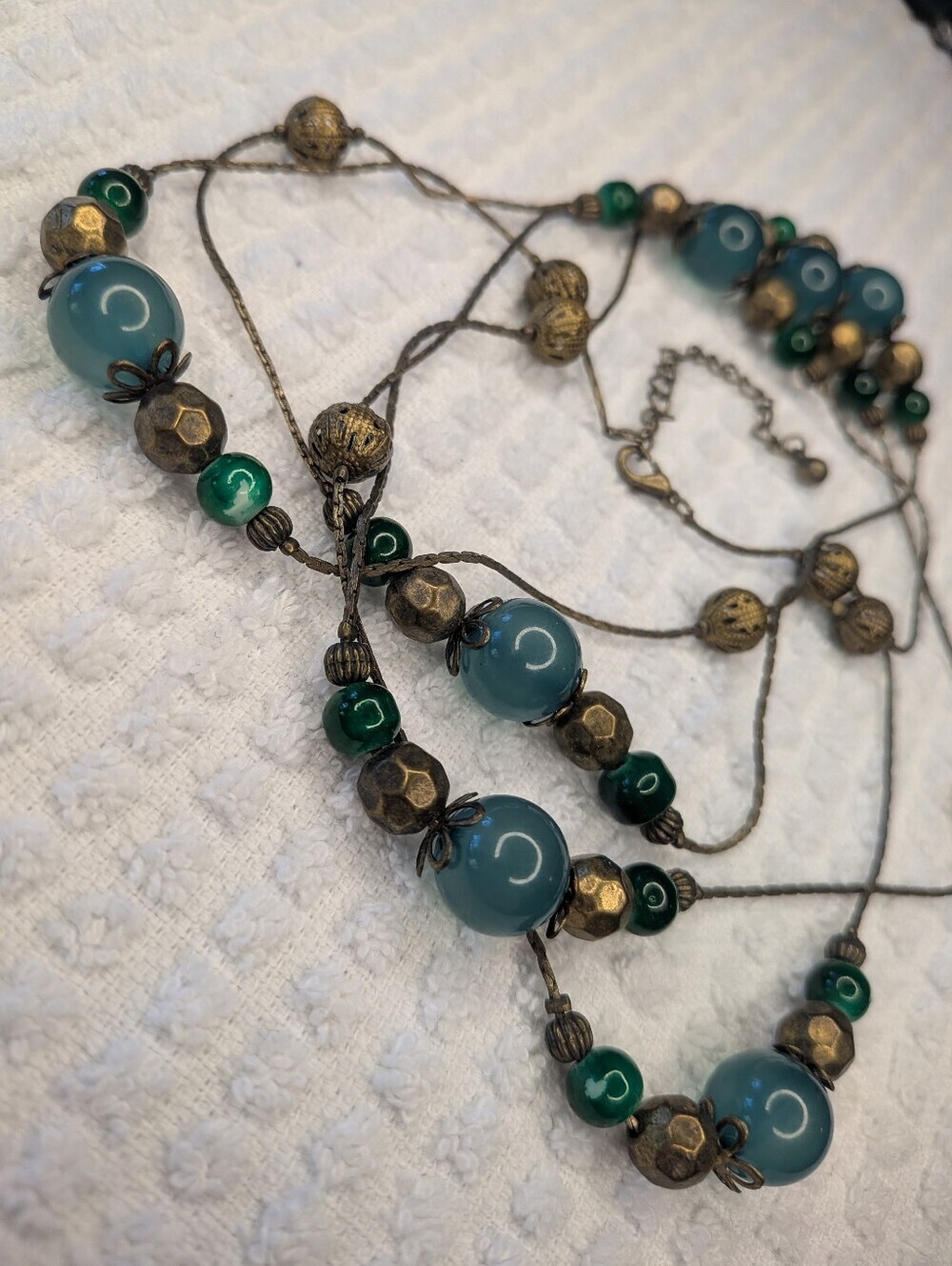 Vintage Boho Textured Bronze Tone And Green Beaded Necklace - Picture 5 of 10